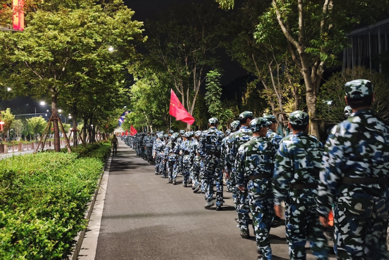拉练2.jpg